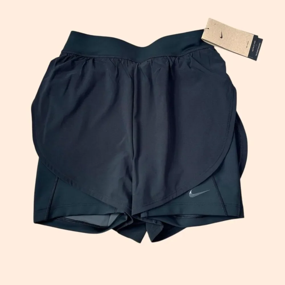 Nike Universa 2-in-1 Shorts